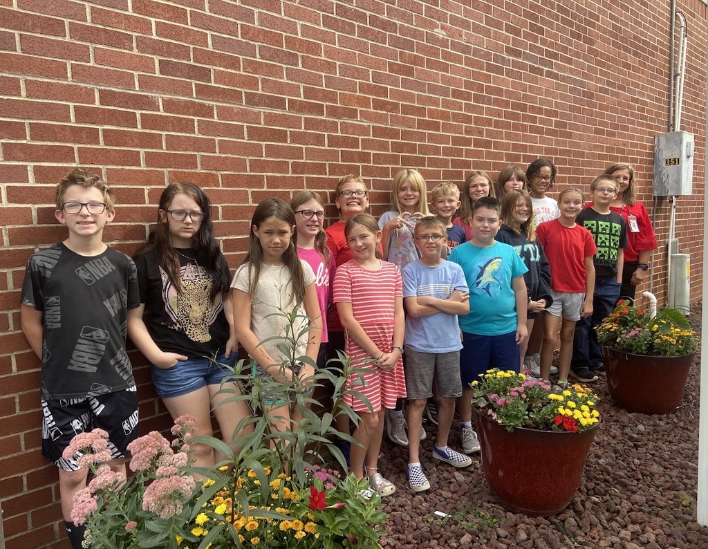 Flower Bed volunteers